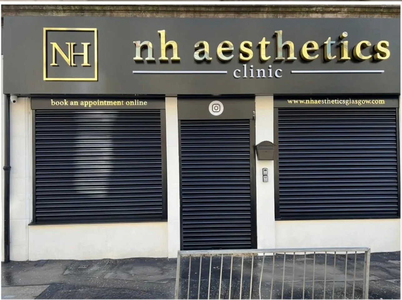 Commercial shop front respray